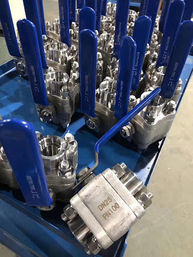 Valves Used for Handling Corrosive Chemical Media